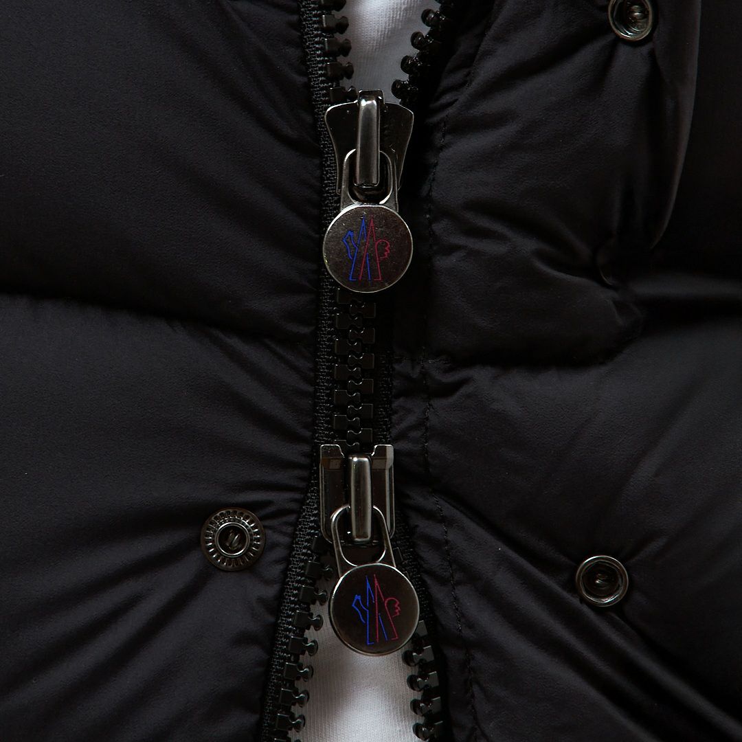 モンクレール メンズ ダウンベスト MONCLER TIB 4335005 68950