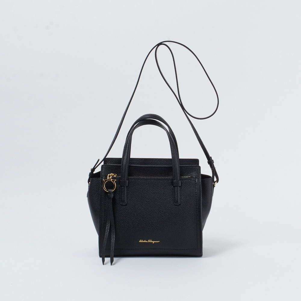 フェラガモ 2WAYバッグ 【AMY：エイミー】 21F478 ブラック(NERO/720533) FERRAGAMO