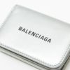 バレンシアガ 折財布 【CASH MINI：キャシュミニ】 593813 1ND6W シルバー系(8110 SILVER/BLACK) BALENCIAGA