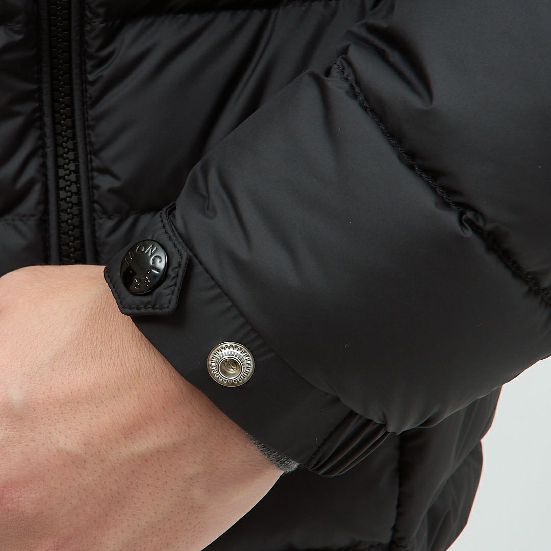 モンクレール MONCLER メンズ ライトダウンジャケット 【GALION】 1A000 27 M1592