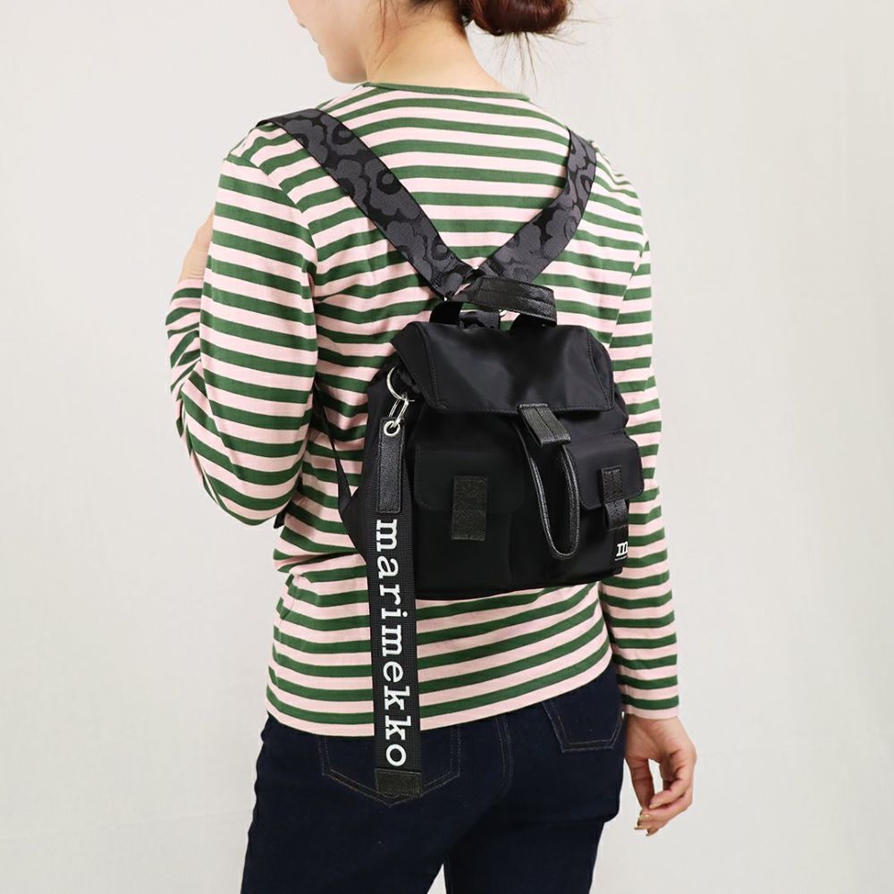 マリメッコ MARIMEKKO リュックサック SOLID EVERYTHING BACKPACK S 91199 ブラック(009 BLACK) 【同梱不可】【ギフト不可】【RSL】