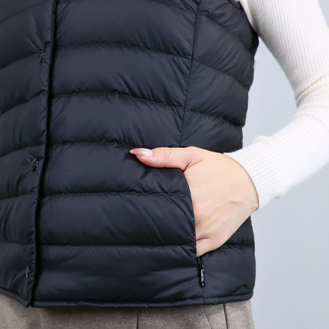 モンクレール MONCLER レディースダウンベスト 1A102 00 53048 LIANE LB ブラック