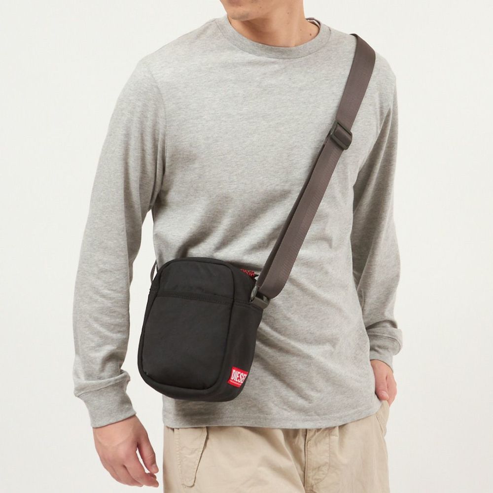 ディーゼル DIESEL ショルダーバッグ RAVE CROSSBODY X X09373 P5183 ブラック(T8013 BLACK)
