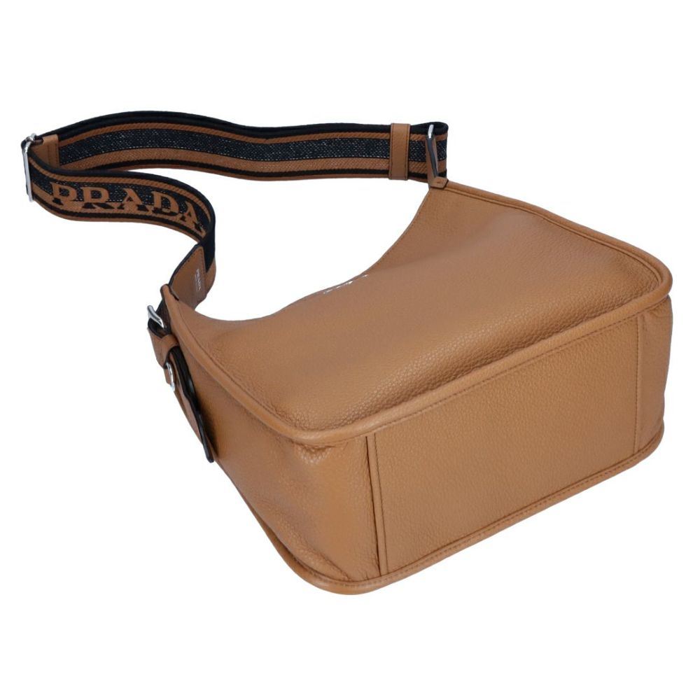 プラダ PRADA ショルダーバッグ VIT.DAINO SOFT：ヴィッテロダイノソフト 1BC073 2DKV FOO ブラウン系(F02Z8 CARAMEL)