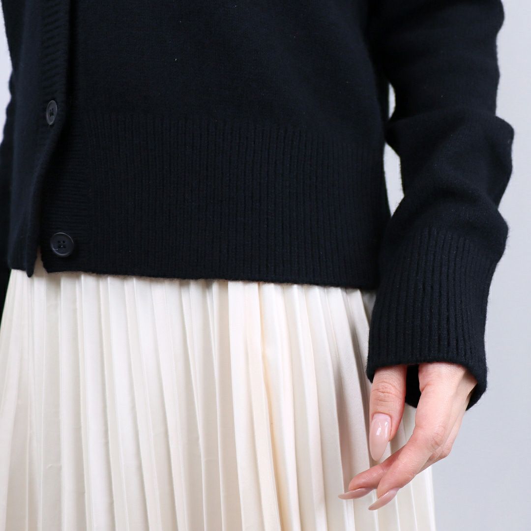 メゾンキツネ MAISON KITSUNE レディース クルーネックニット ベイビーフォックスパッチフィッティドカーディガン LW00508KT1006 ピンク