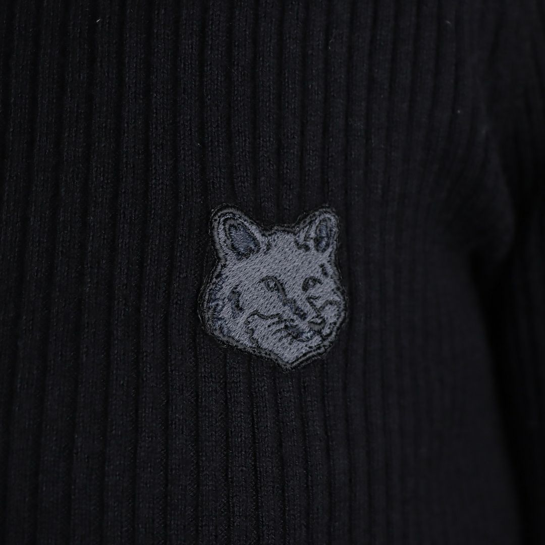 メゾンキツネ MAISON KITSUNE レディース ニット ボールドファックスヘッドパッチファインリブタートルネック LW00806KT1091 ブラック