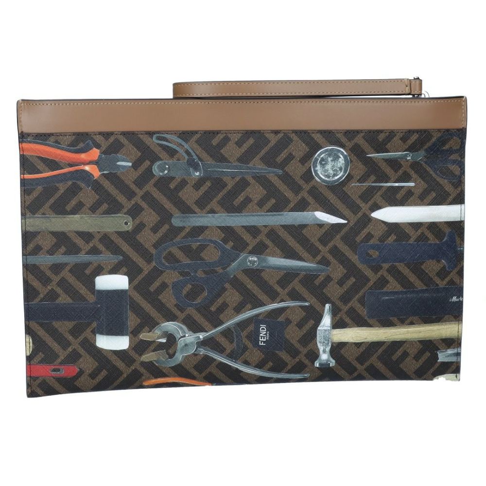 フェンディ FENDI クラッチバッグ FFフラット スリムクラッチ 7N0134 ARAP-F1NVY TBMR+MLC+SAND+P ブラウン