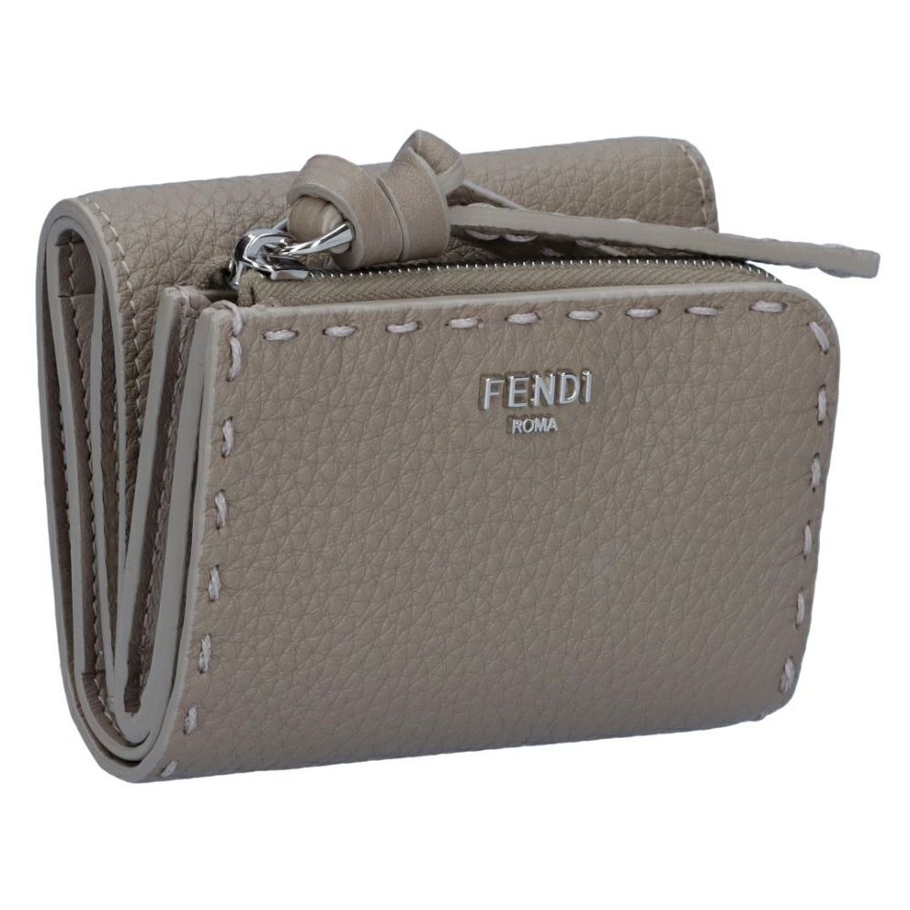フェンディ FENDI 折財布 三つ折り財布 ピーカブー セレリア