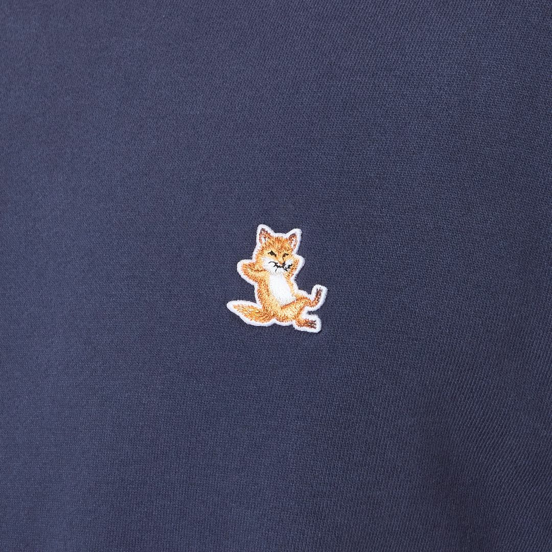 メゾンキツネ MAISON KITSUNE メンズ スウェットトレーナー CHILLAX FOX PATCH REGULAR LM00303KM0001 ECLIPSE BLUE