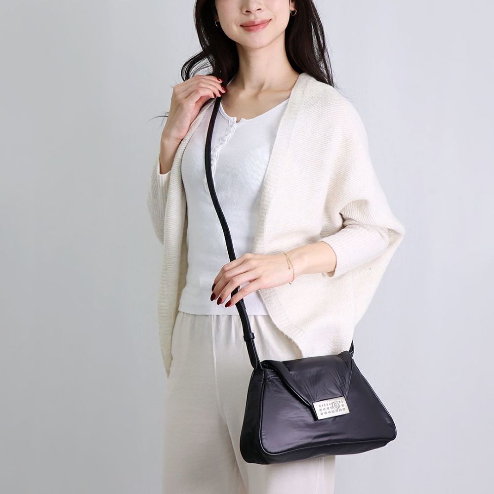 エムエムシックス メゾンマルジェラ MM6 MAISON MARGIELA ショルダーバッグ NUMERIC BAG ニューメリックバッグ SB5ZH0012T6993 T8013 BLACK