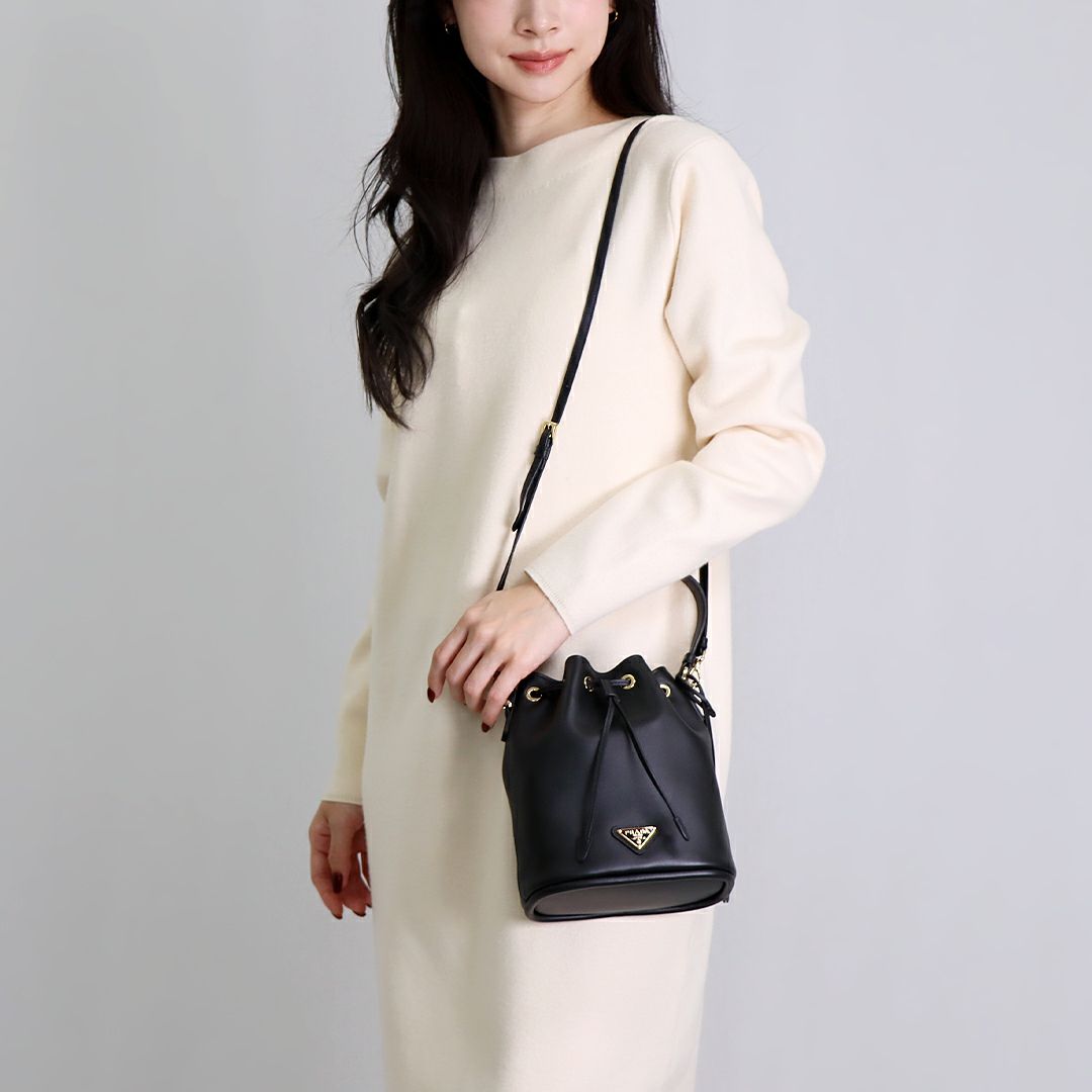 プラダ PRADA 2WAYバッグ SOFT GRAIN SECCHIELLO 1BE067 2CYS F0002 NERO【お取り寄せ】