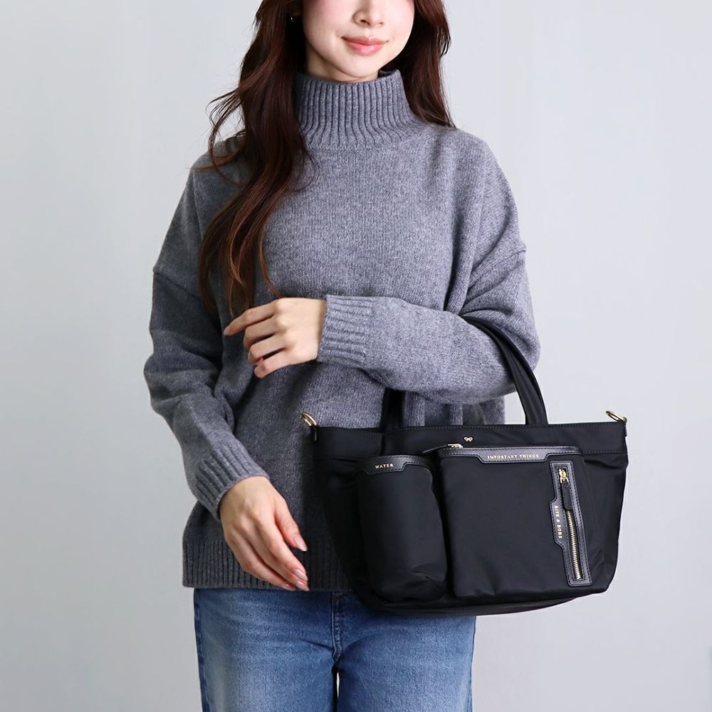 アニヤハインドマーチ ANYA HINDMARCH 2WAyバッグ トートバッグ 193474/5050925193474 BLACK ミニ マルチポーチ トート