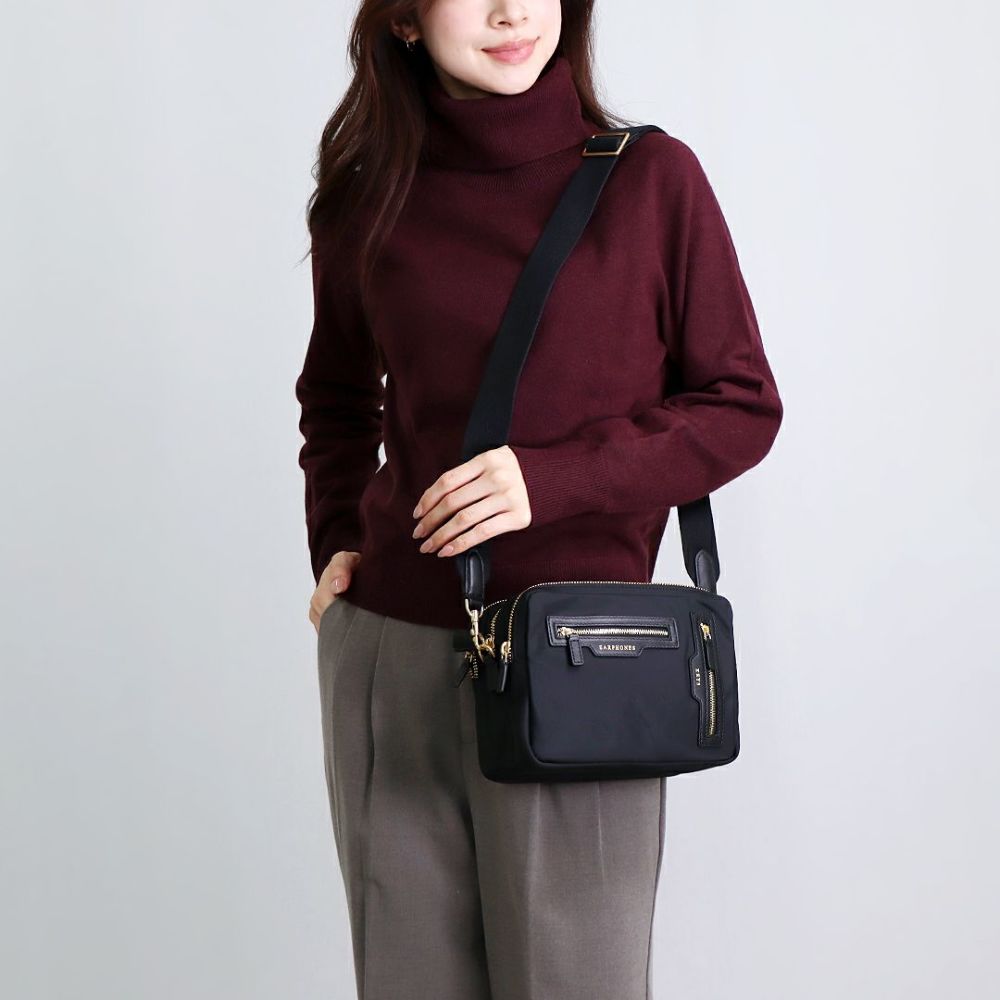 アニヤハインドマーチ ANYA HINDMARCH ショルダーバッグ 197366/5050925197366 BLACK トリオ クロスボディ