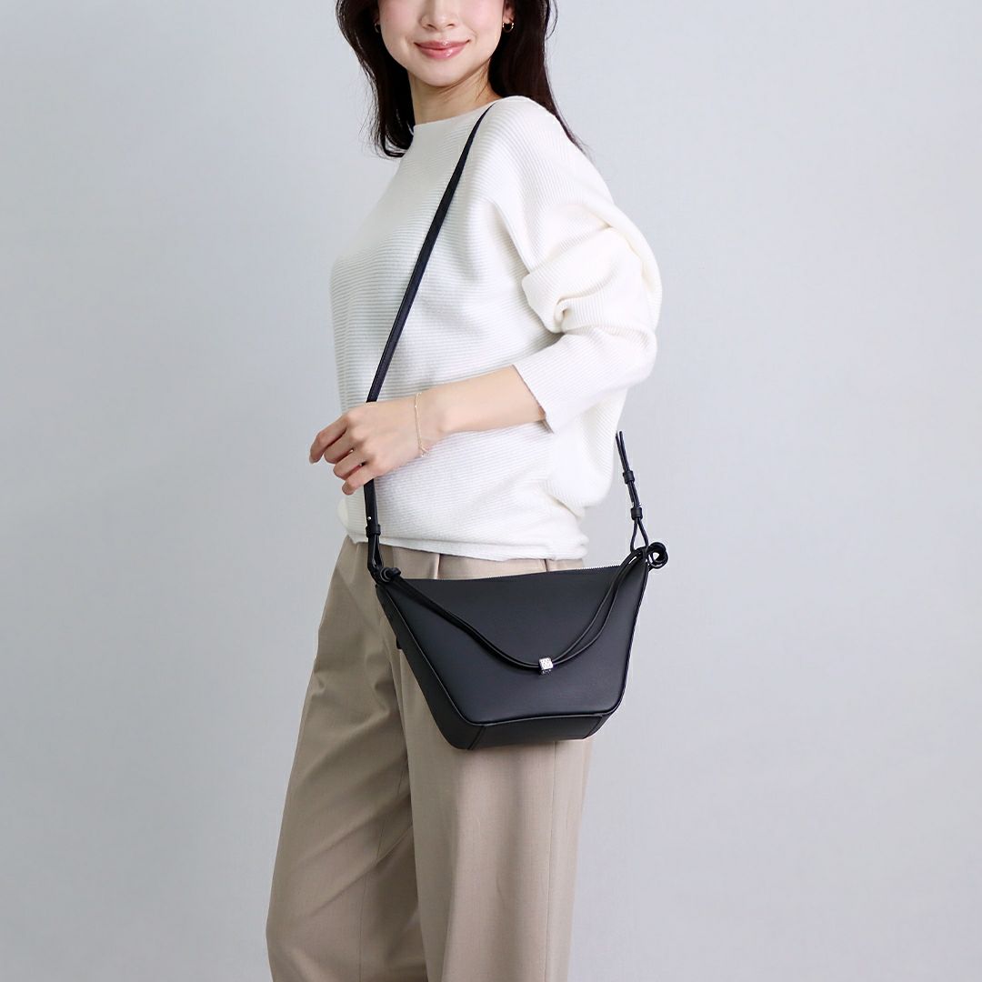 ロエベ LOEWE 2WAYバッグ ハンモックホーボー ミニ A538G13X01 1100 BLACK  【お取り寄せ】