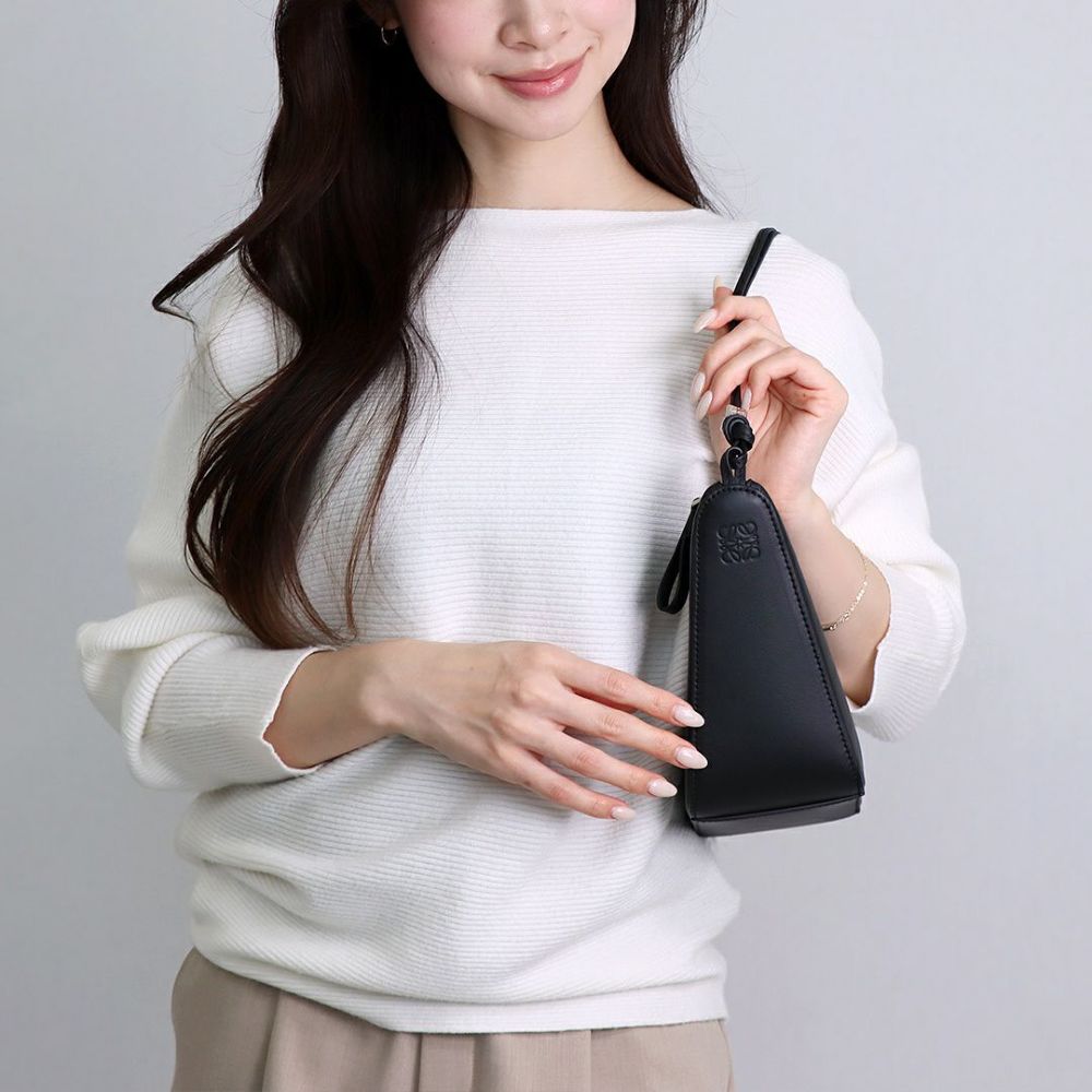 ロエベ LOEWE 2WAYバッグ ハンモックホーボー ミニ A538G13X01 1100 BLACK  【お取り寄せ】