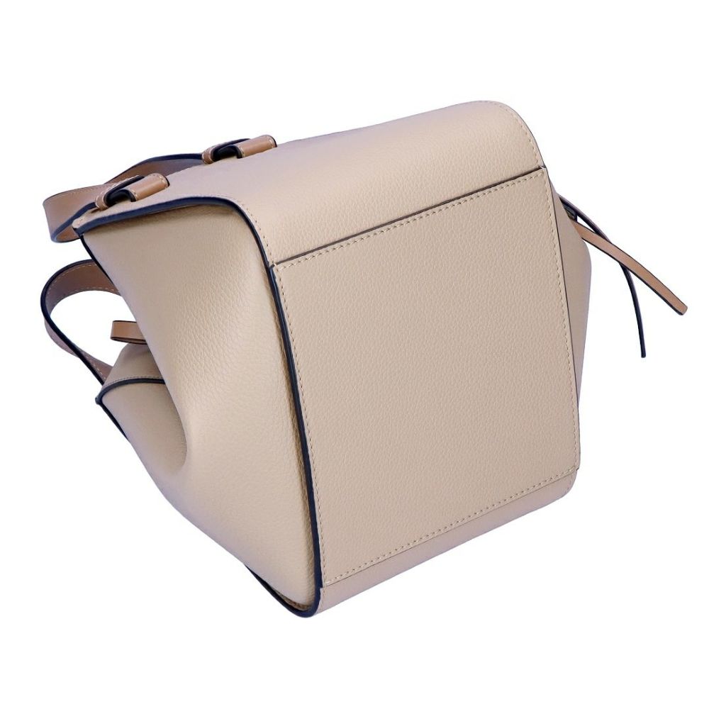 ロエベ LOEWE 2WAYバッグ ハンモック コンパクト A538H13X03 2150 SAND 【お取り寄せ】