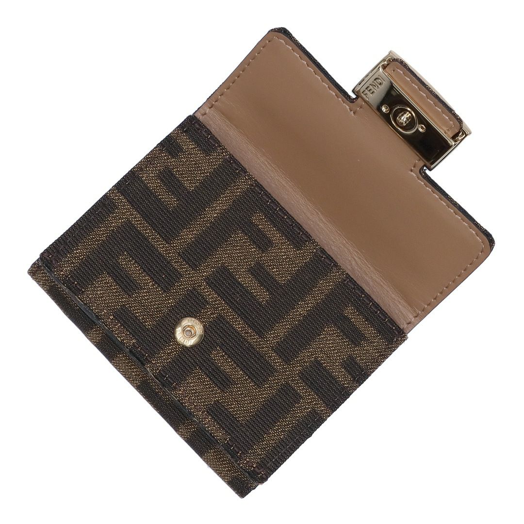フェンディ FENDI 折財布 三つ折り財布 BAGUETTE バゲット 8M0395 A98P F0A6E TABACCO+MORO+O.SOFT FFモチーフ マイクロ 【お取り寄せ】