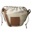 【予約会対象品】 ロエベ LOEWE かごバッグ トートバッグ ドローストリング バケットバッグ（ヤシの葉＆カーフ A223222X01 ベージュ 【お取り寄せ】