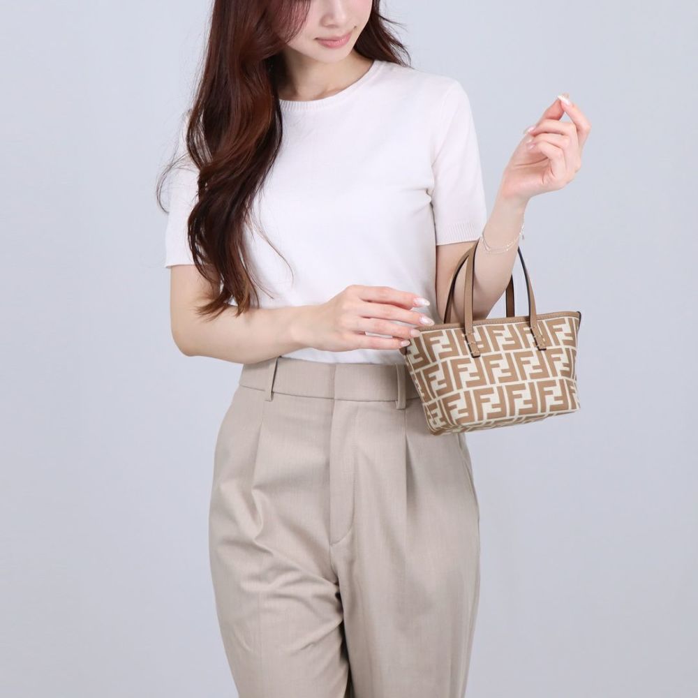 フェンディ FENDI ２WAYバッグ MINI ROLL 8BS096 AOVJ F1PIQ BEIGE+SAND+SOFT GOLD 【お取り寄せ】