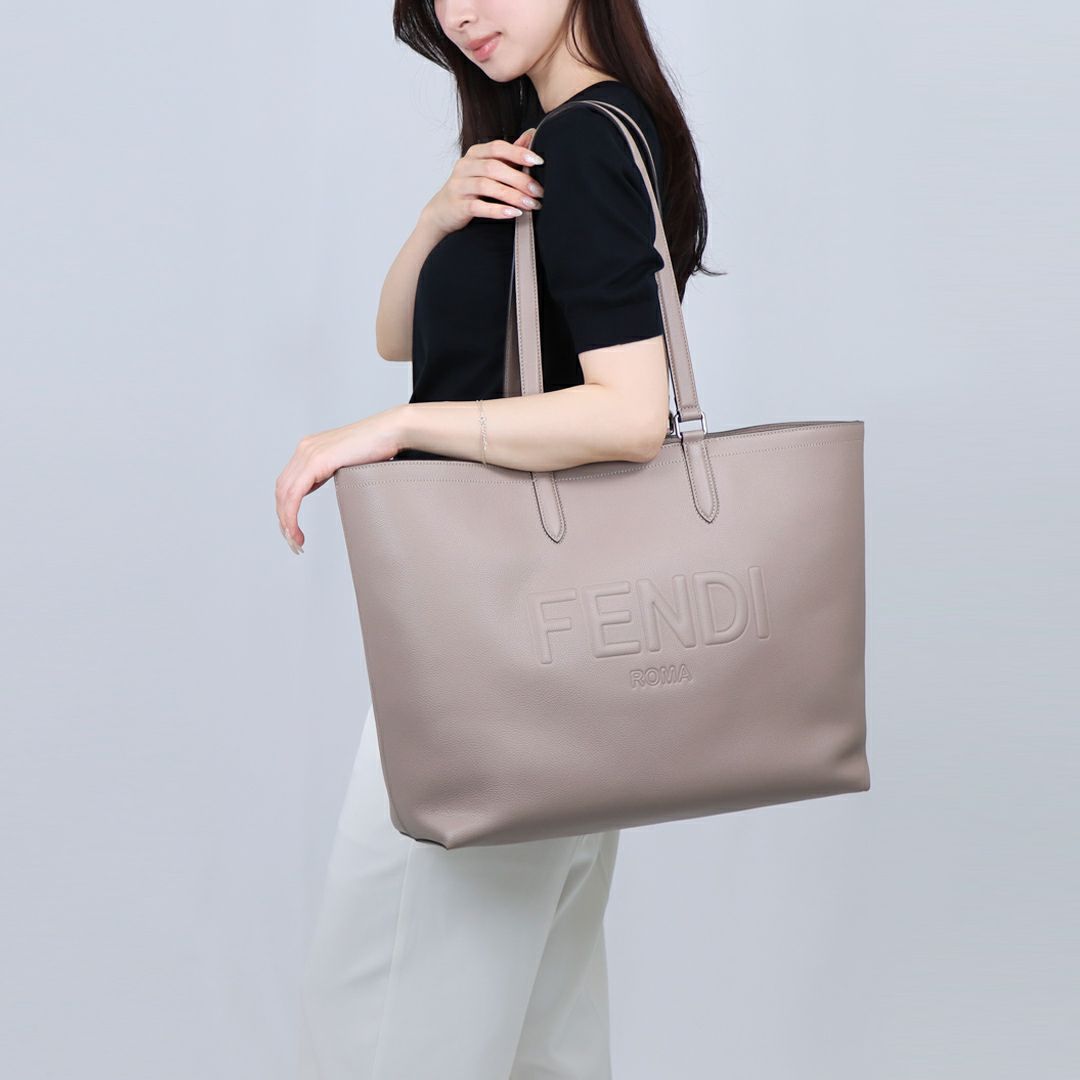 フェンディ FENDI トートバッグ GO TO SHOPPER E/W VIT.SANTA BARBARA CHER FENDI ROMA EMBOSSED 7VA610 ARD9 F04Y9 【お取り寄せ】