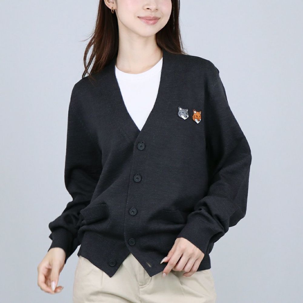 メゾンキツネ MAISON KITSUNE レディース カーディガン ダブル ボールド フォックスヘッド パッチ レギュラー OM051CFKT1036