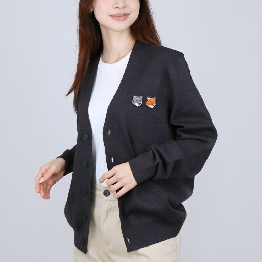 メゾンキツネ MAISON KITSUNE レディース カーディガン ダブル ボールド フォックスヘッド パッチ レギュラー OM051CFKT1036