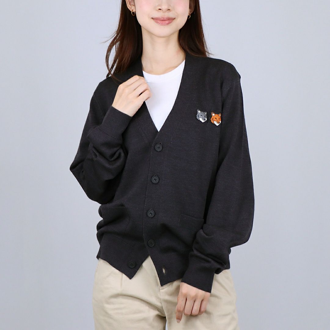 メゾンキツネ MAISON KITSUNE レディース カーディガン ダブル ボールド フォックスヘッド パッチ レギュラー OM051CFKT1036