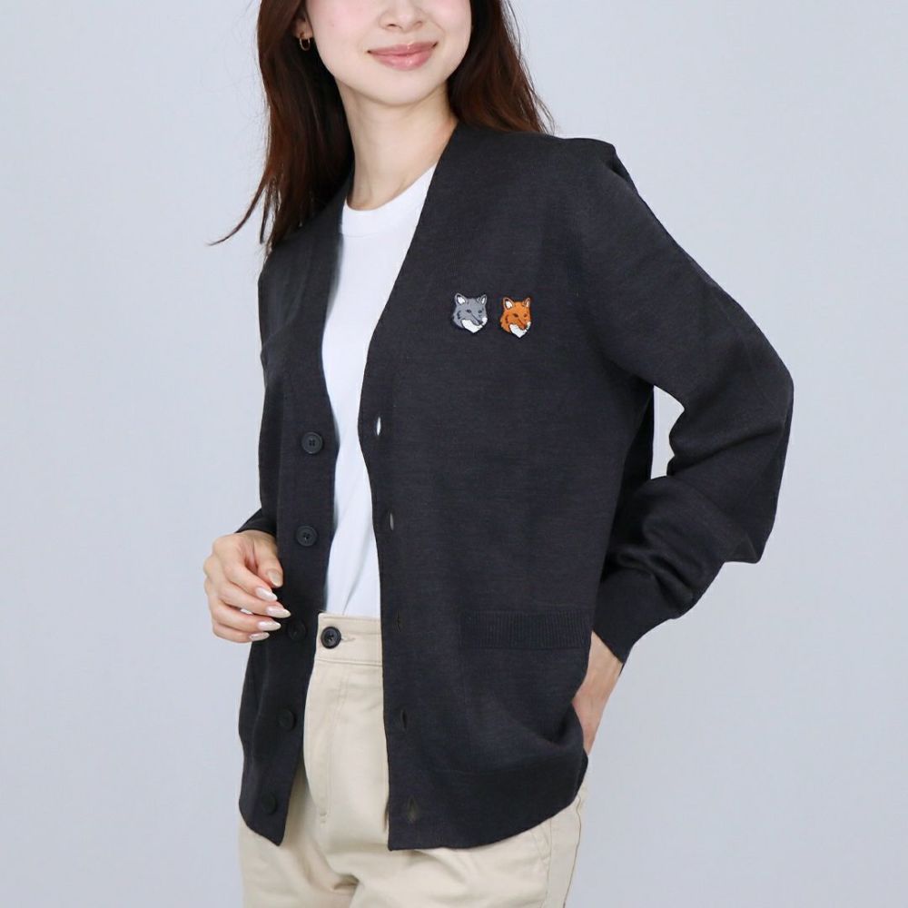 メゾンキツネ MAISON KITSUNE レディース カーディガン ダブル ボールド フォックスヘッド パッチ レギュラー OM051CFKT1036