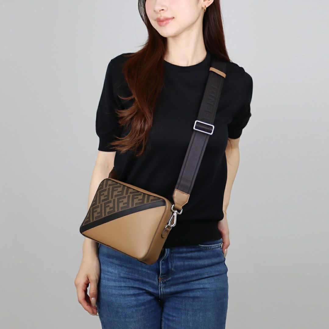 フェンディ FENDI ショルダーバッグ カメラケース ダイアゴナル 7M0286 AJF8 F1EGA 【お取り寄せ】