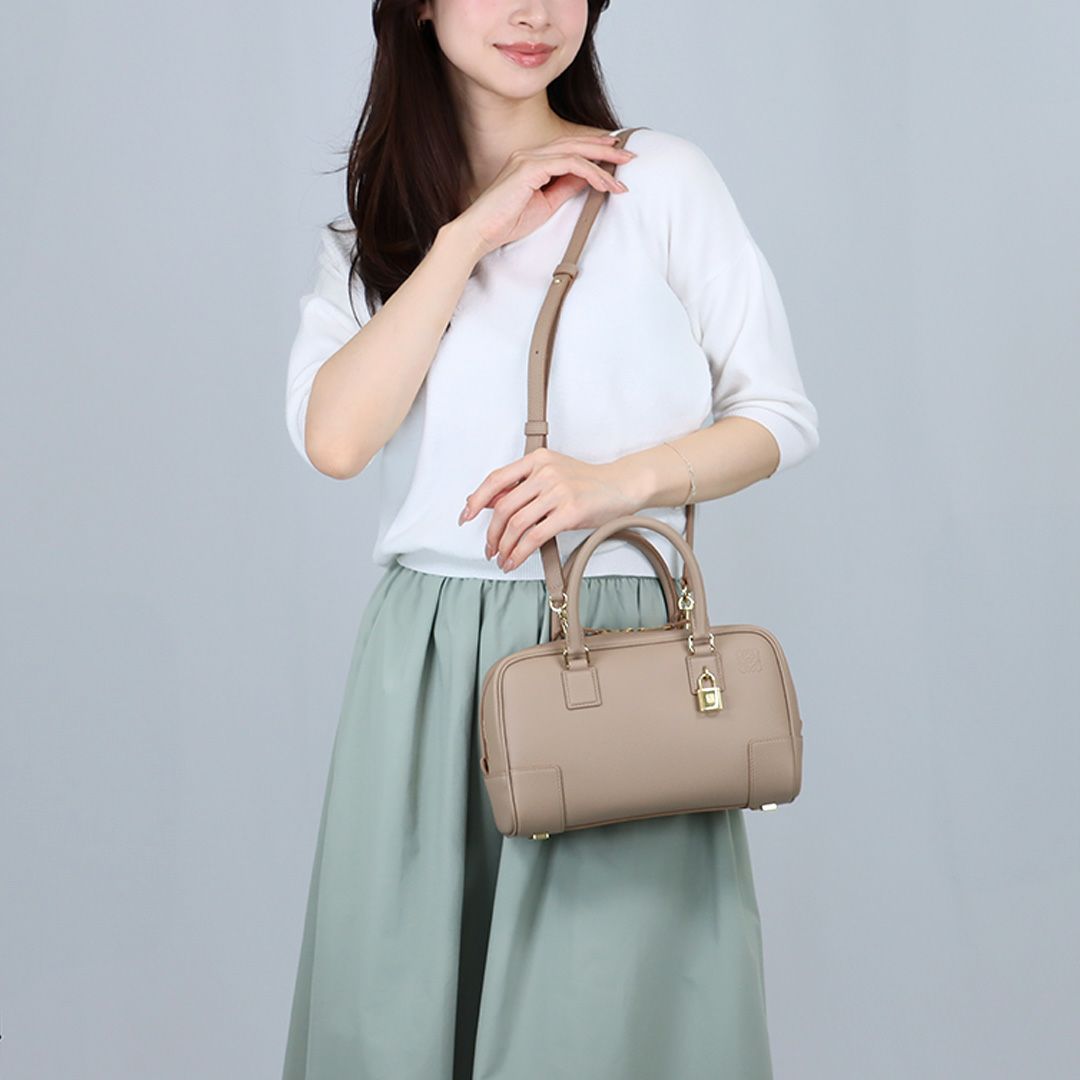 ロエベ LOEWE 2WAYバッグ アマソナ23 ソフトグレインカーフ A039N07X17 2150 ARENA SAND【お取り寄せ】