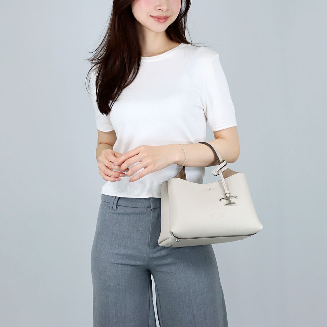 トッズ TODS 2WAYバッグレザー バッグ マイクロ Tタイムレス XBWAPAEL000 QRI 9O22 IVORY