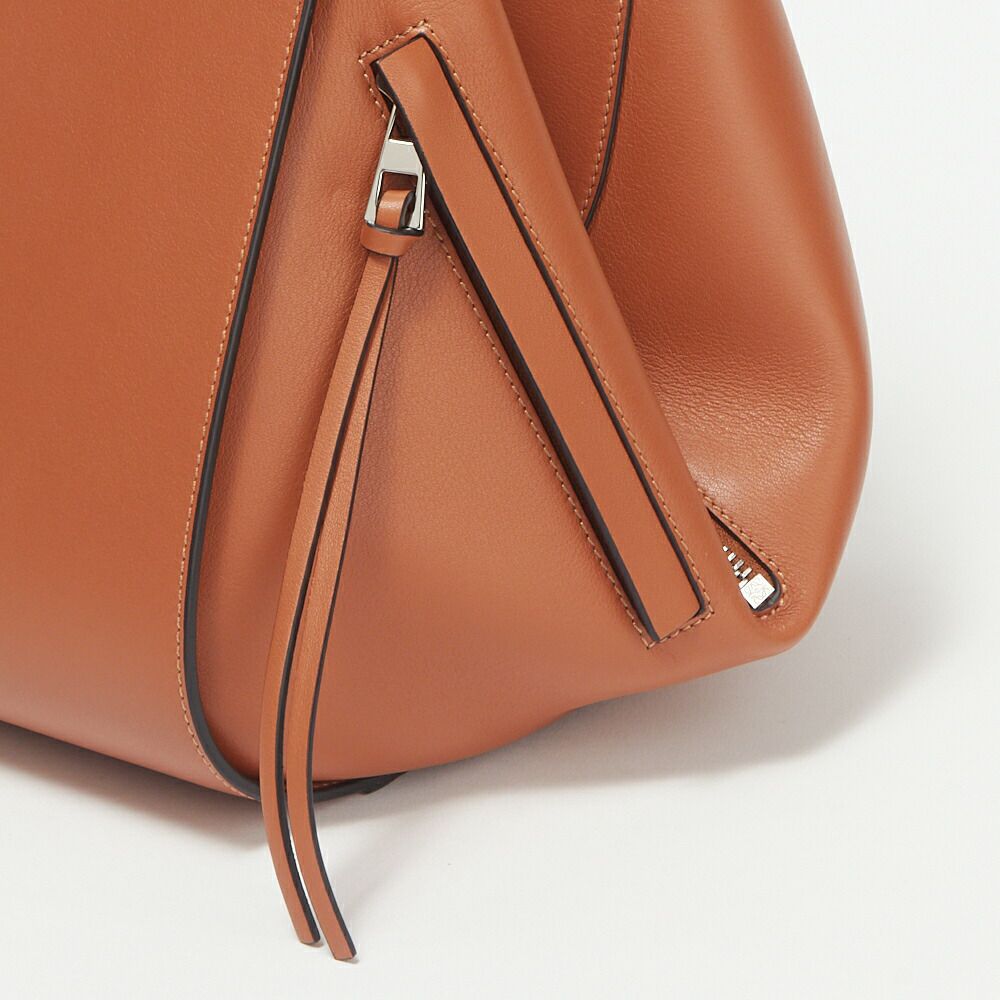 ロエベ LOEWE ハンドバッグ ショルダーバッグ ハンモックバッグ スモール 387.30.S35-2530 タン