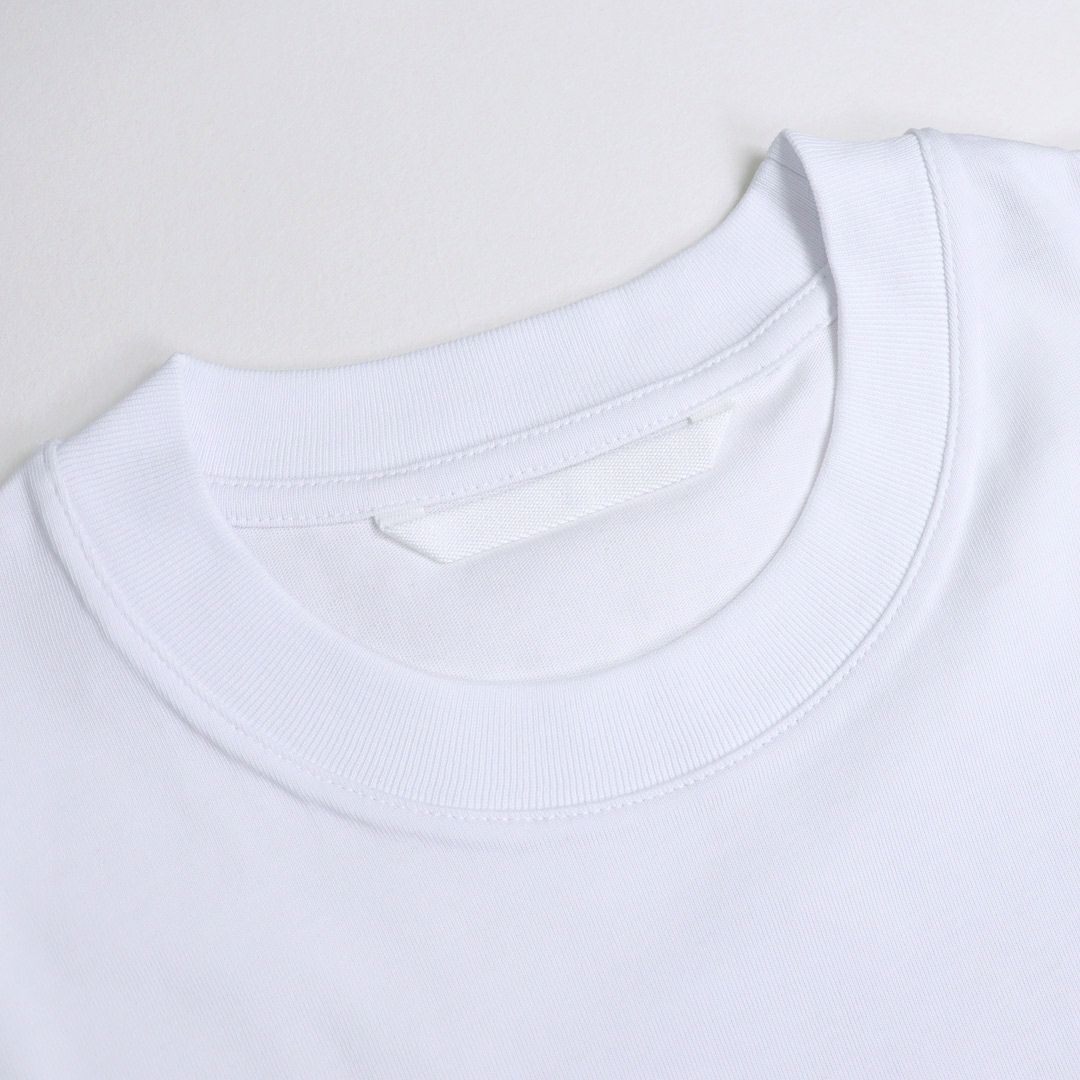 モンクレール MONCLER メンズ 半袖 Tシャツ 8C00057 89AUG クルーネック ワッペン