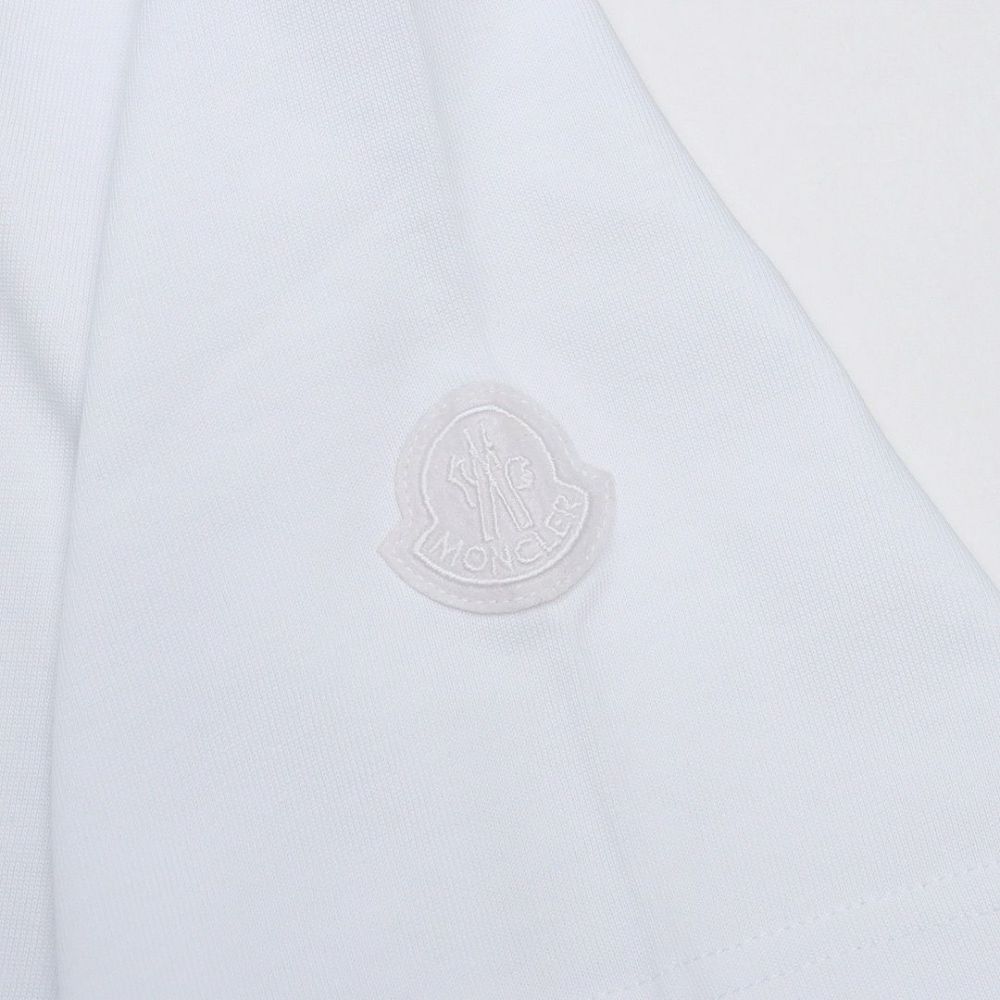 モンクレール MONCLER メンズ 半袖 Tシャツ 8C00057 89AUG クルーネック ワッペン