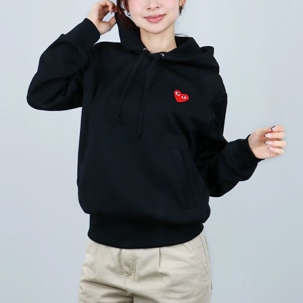 コムデギャルソン COMME DES GARCONS ユニセックス パーカー フーディ スウェット プルオーバー PLAY プレイ T174 SWEATSHIRT RED EMBLEM