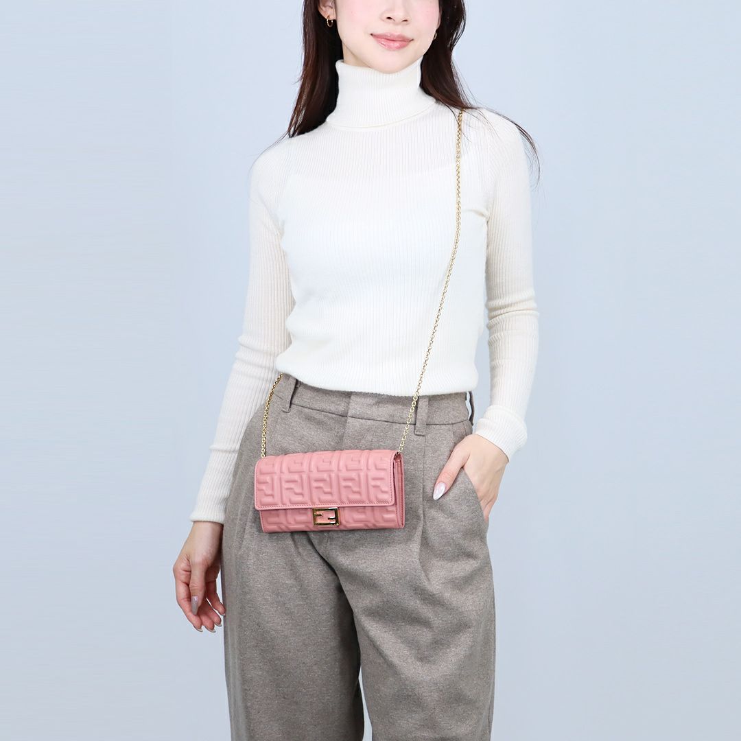 フェンディ FENDI チェーンウォレット 長財布 CONTINENTAL コンチネンタル 8M0365 AAJD F13VM MACARON+SOFT GOLD 【お取り寄せ】