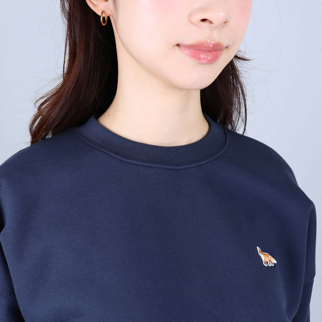 メゾンキツネ MAISON KITSUNE レディース スウェットトレーナー スウェットシャツ ベイビー フォックス コンフォート スウェットシャツ PW00307KM0341 0413 CLASSIC NAVY