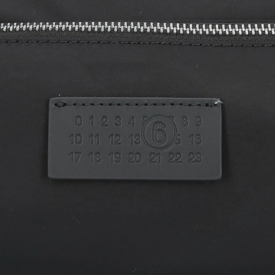 エムエムシックス メゾンマルジェラ MM6 MAISON MARGIELA ショルダーバッグ クロスボディ SB5WG0023P8504 T8013 BLACK