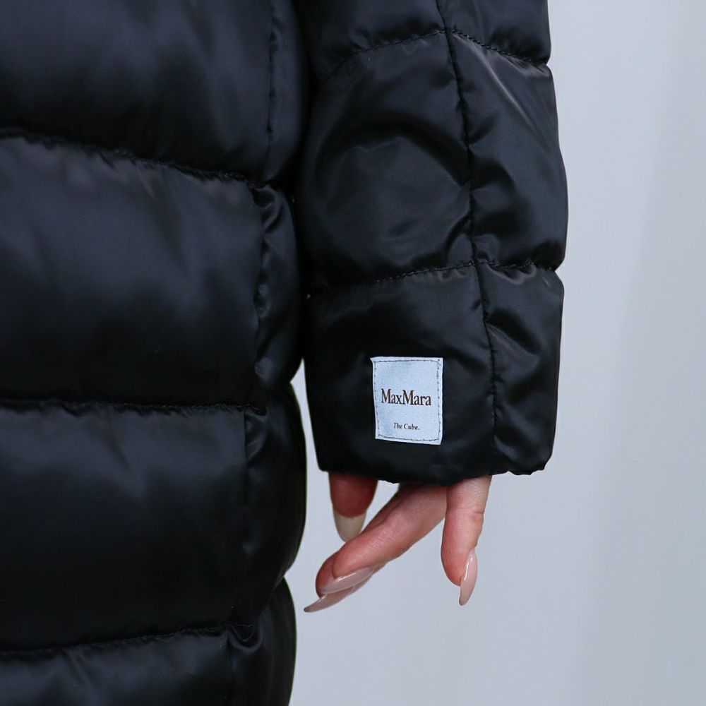 マックスマーラ キューブ MAXMARA THE CUBE レディース ダウンコート リバーシブル ダウンコート NOVE F ノーヴェ Ｆ 2529496055