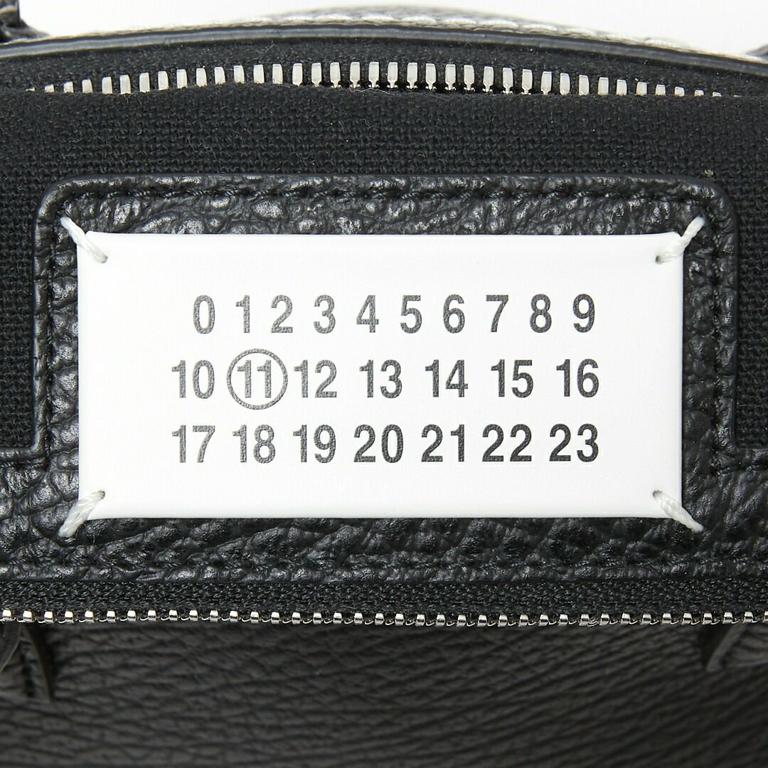 メゾンマルジェラ MAISON MARGIELA 2WAYバッグ 5AC S56WG0082 P4455 ブラック(T8013 BLACK) ミニ