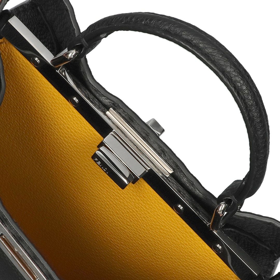 フェンディ FENDI 2WAYバッグ ピーカブー 8BN327 ADYL F1EEJ PLACCA ARGENTO NR+CAME 【お取り寄せ】