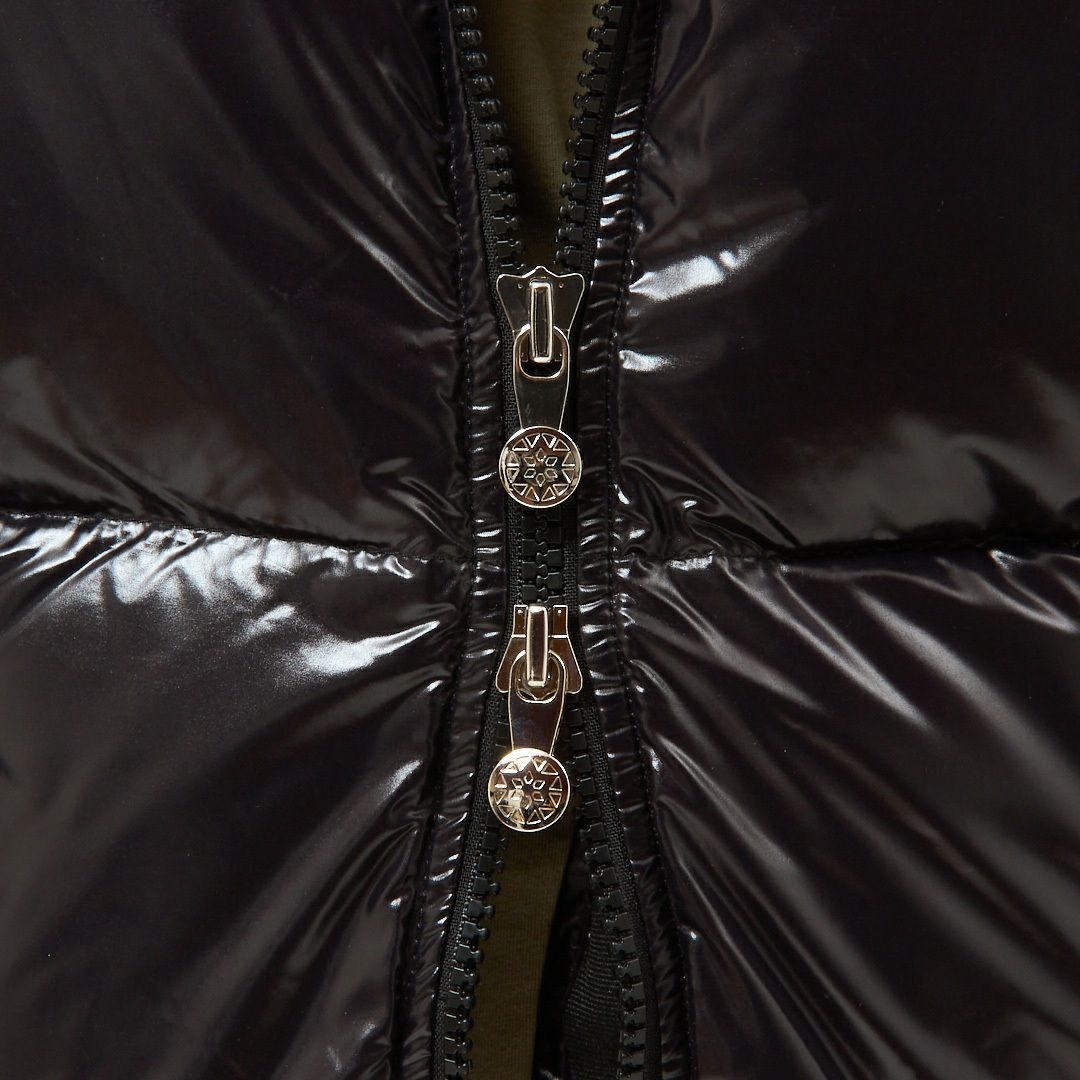 ピレネックス PYRENEX メンズダウンジャケットステン メンズアウター ダウンブルゾン フーディ フルジップ STEN DOWNJACKET HUY022 P0009 BLACK