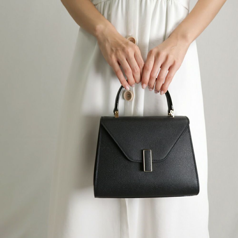 ヴァレクストラ(VALEXTRA)のバッグ | ブランド通販 X-SELL エクセル