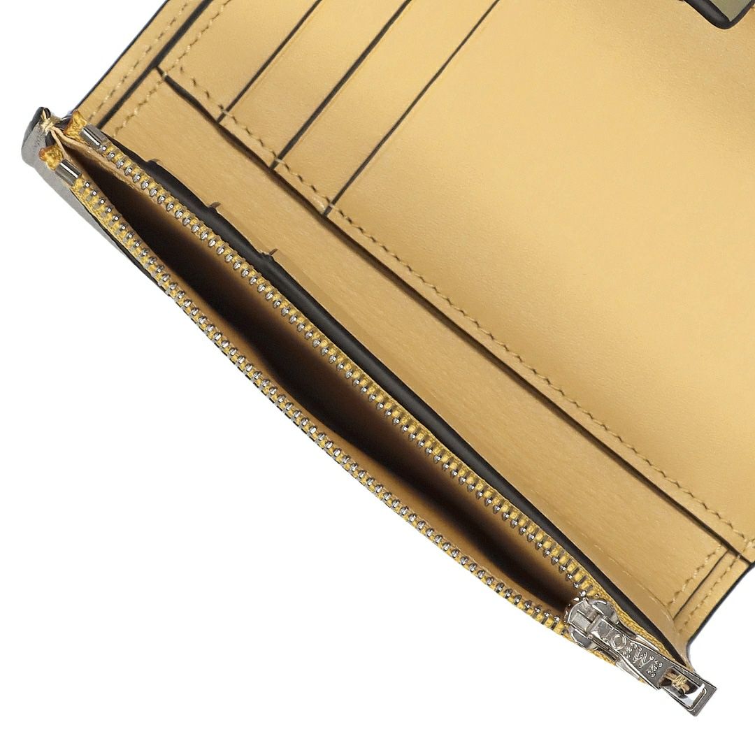 ロエベ LOEWE 折財布 三つ折り財布 スモール ヴァーティカル ウォレット C660S86X04 5666 SHELL GREY/EUCALYPTUS